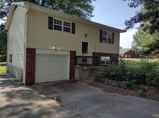 421 Springview Dr, Jackson, MO 63755