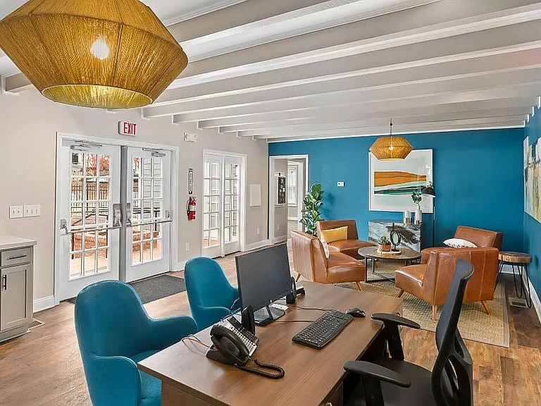 Leasing Office