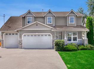 914 21st St NW, Puyallup, WA 98371