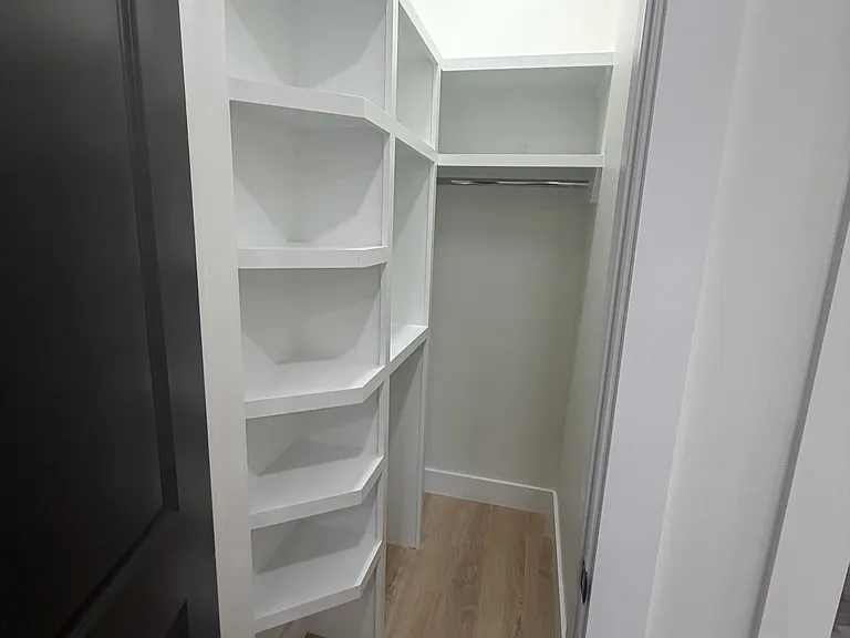 58 Robertson St #1 — Photo 7