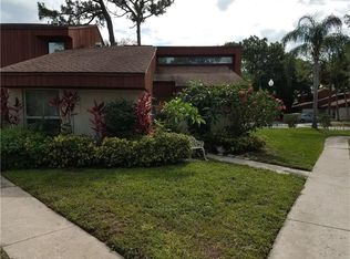 2056 Sunset Point Rd APT 21, Clearwater, FL 33765