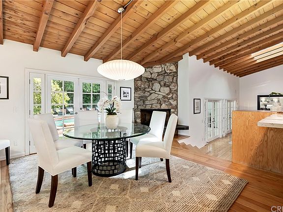 3rd image of 5022 Palomar Dr