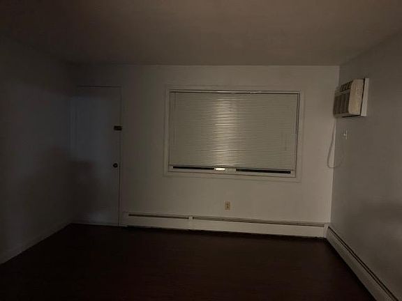 4th image of 17 Mason Ct Unit 17