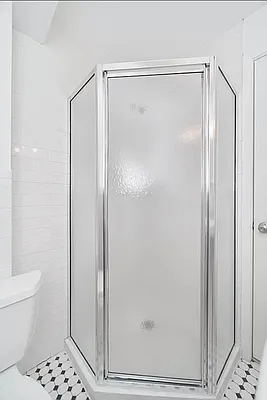 Rented by Compass | media 36