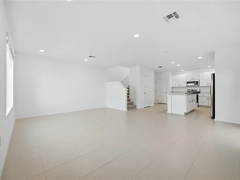 10636 Sage Canyon Dr — Photo 3