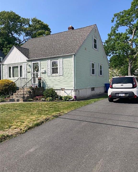 101 Fordson Ave, Cranston, RI 02910 | Zillow