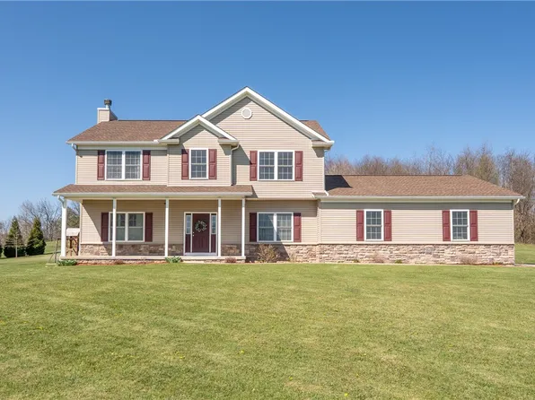 155 Fairview Ln, Derry, PA 15627