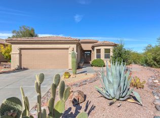 1000 W Arbor Ridge Dr, Green Valley, AZ 85614