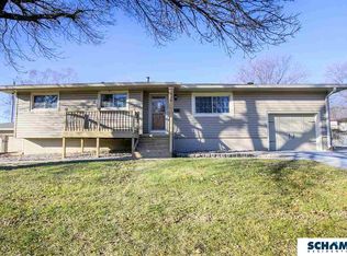 3330 S 137th St, Omaha, NE 68144