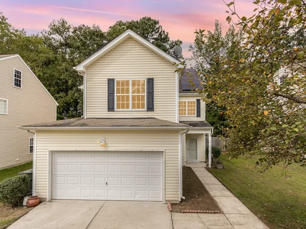 2916 Smooth Stone Trl, Raleigh, NC 27610