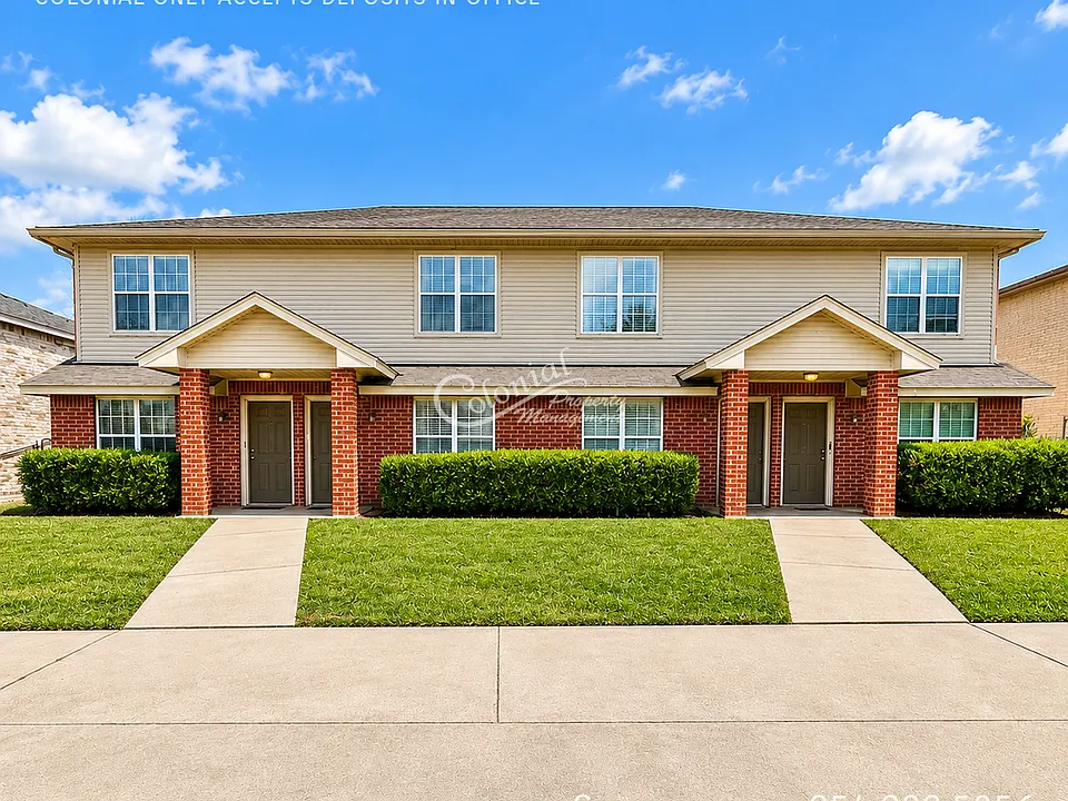 2806 Leroy Cir #C
