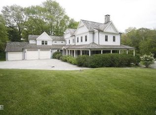 536 Ponus Rdg, New Canaan, CT 06840