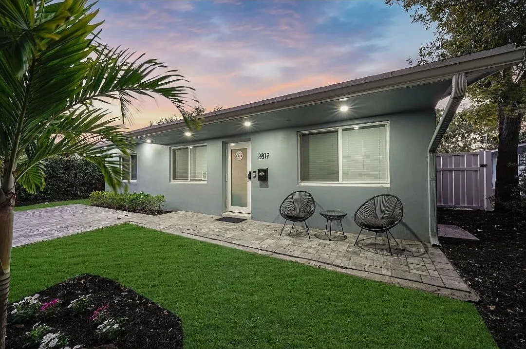 4 bed, 2.0 bath, 1810 sqft, $6,500 — Photo 1