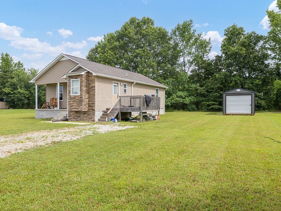 1st image of 119 Liza Beth Ln