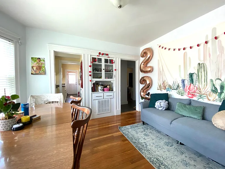 2 Vassar St #1 — Photo 9