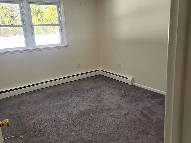 254 Admiral Ave — Photo 6
