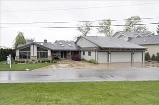 2nd image of 760 Country Club Dr