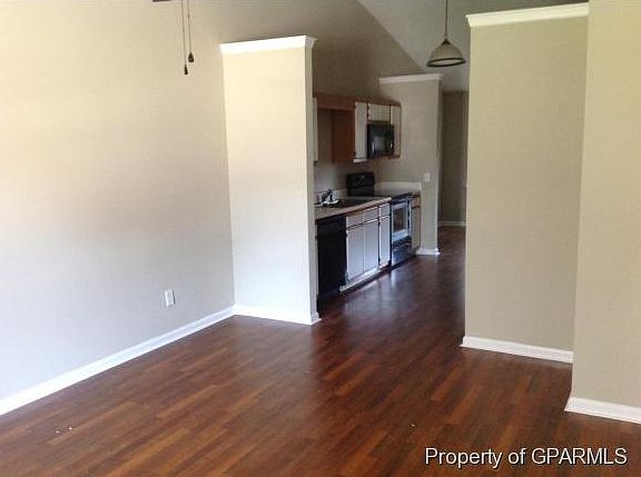 3rd image of 2607 B Bluff View Dr