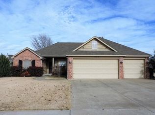 14615 S Poplar St, Glenpool, OK 74033