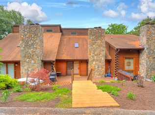 12 Windstream Ct, Radford, VA 24141