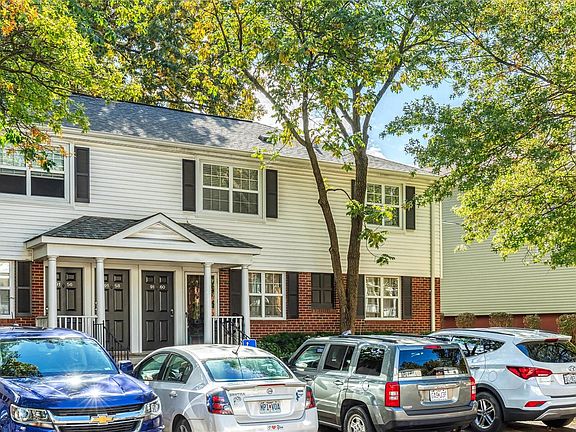 2nd image of 9160 N Swan Cir