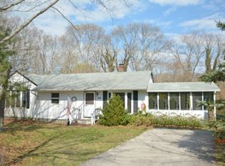 26 Milton Rd, Southampton, NY 11968