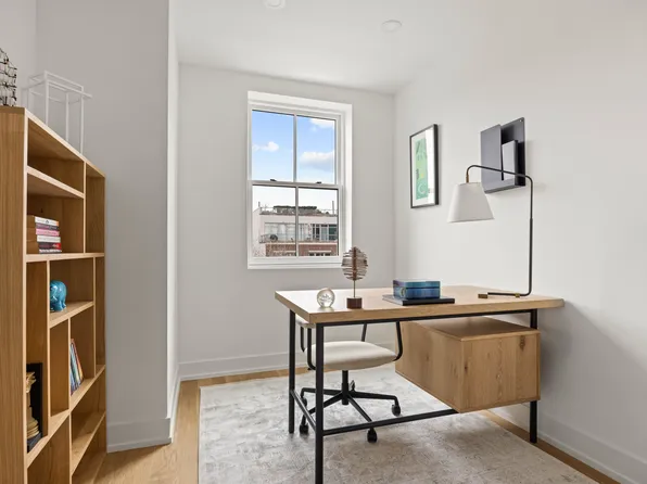 292 Gates Avenue image 13 of 23