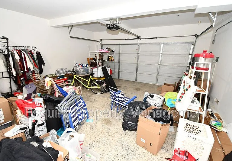 371 Huerta St — Photo 31