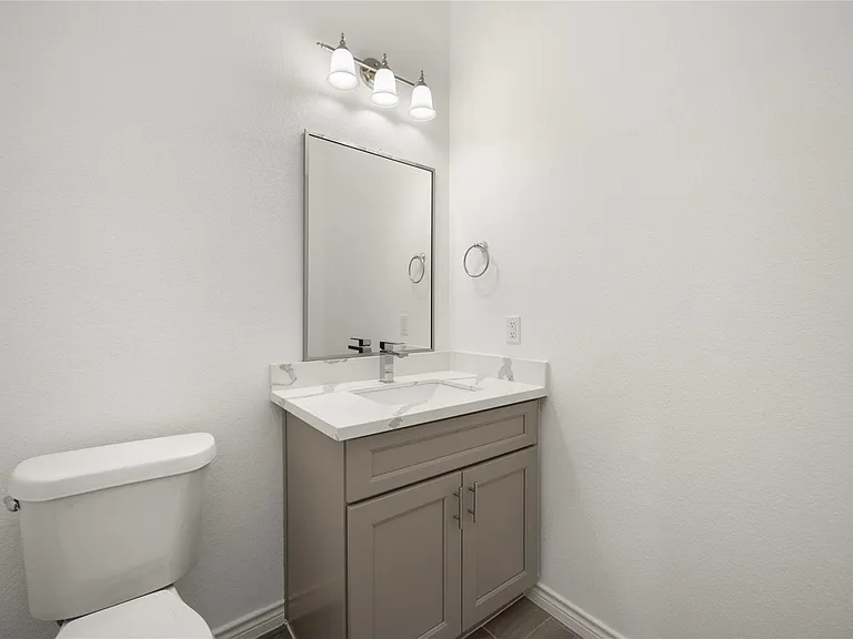 4406 Sterling St #B — Photo 16