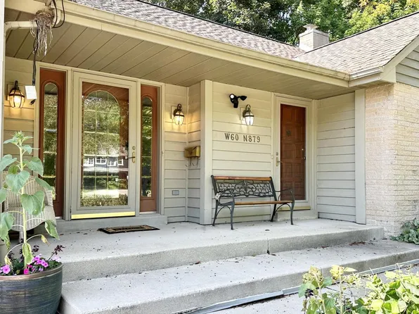 W60N879 Sheboygan ROAD, Cedarburg, WI 53012