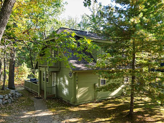 4th image of 845 Golf Cottage Dr