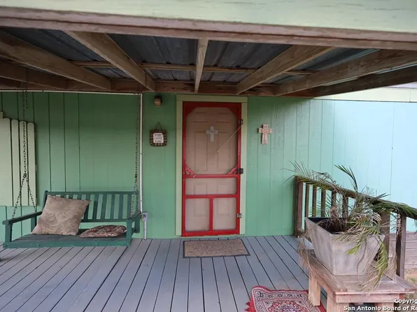 3856 CR 331, Beeville 78102