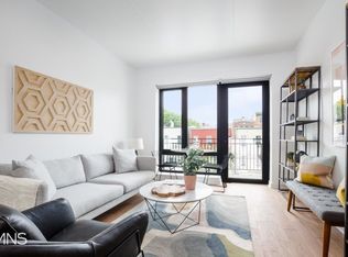 3422 35th St APT 5J, Astoria, NY 11106