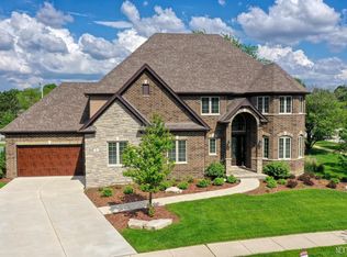 3 Pinnacle Ct, Naperville, IL 60565
