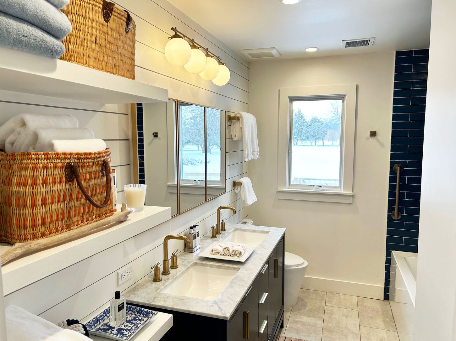  Full Bathroom with Floating Shelves and Double Sink Vanity with Triple Sunken Medicine Cabinent