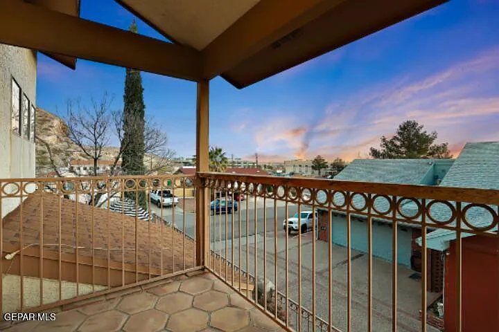 1805 Gurss Pl — Photo 39
