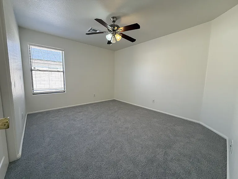 9587 W Seldon Ln — Photo 25