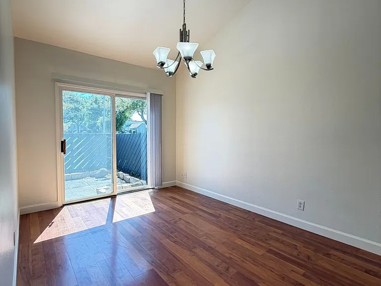 3555 Magnolia Dr — Photo 3
