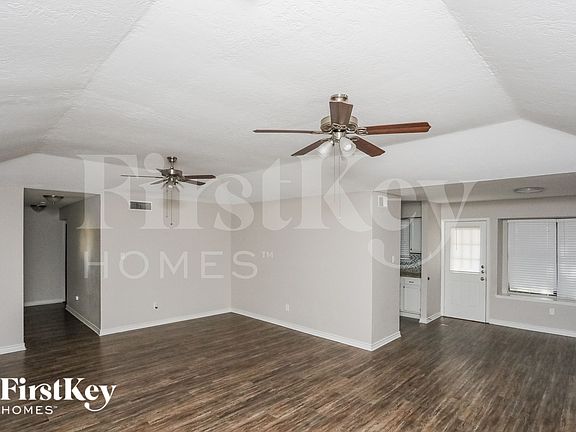 2nd image of 3504 Cranston Dr