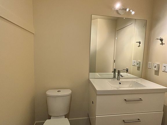 3rd image of 3425 Broadway APT 250
