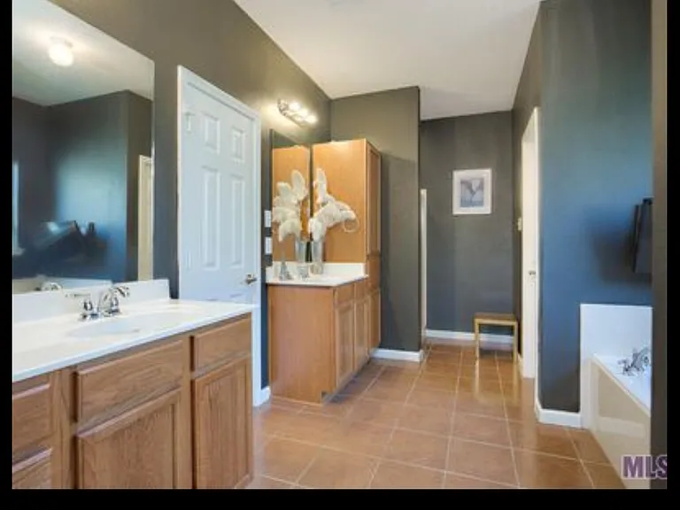 12975 Hazlewood Dr — Photo 5