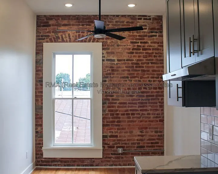 4 Zebulon St #2D — Photo 4