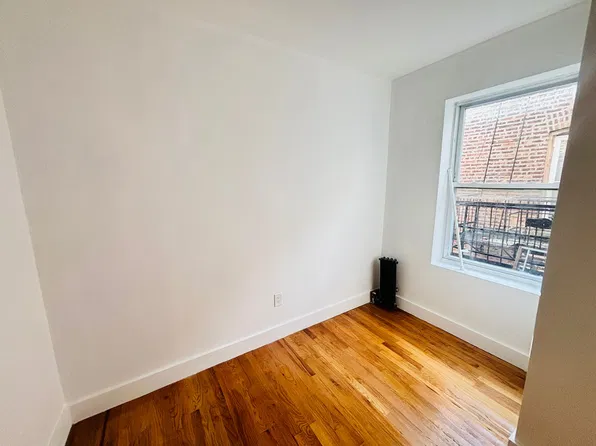 242 Garfield Avenue image 1 of 11