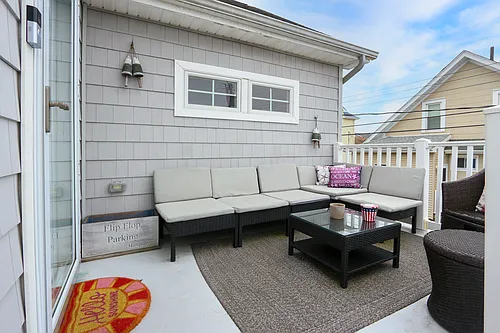 20 N Swarthmore Ave Photo 1