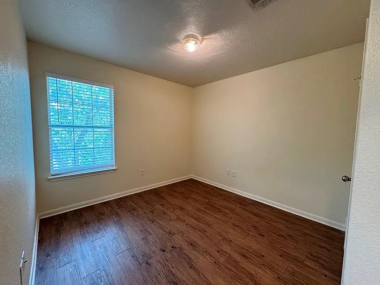 7309 Ritchie Dr — Photo 20