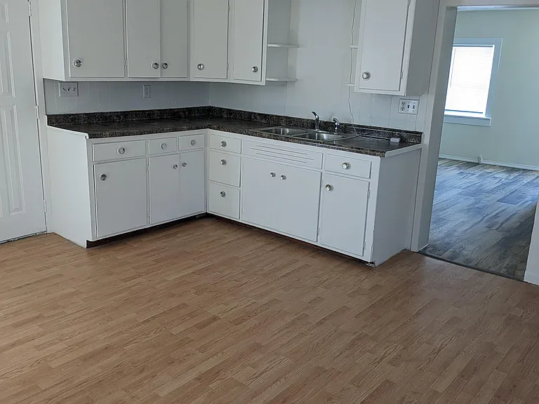 264 Cook Ave — Photo 9