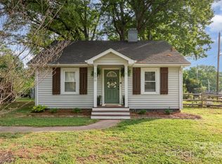 506 Englewood St NE, Concord, NC 28025