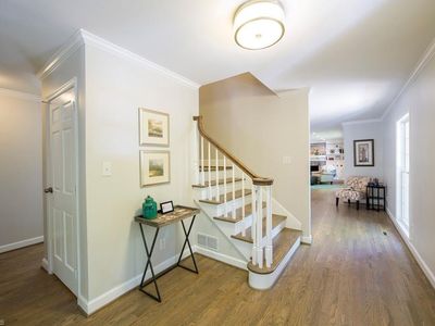 1230 Westridge Rd, Greensboro, NC, 27410