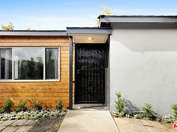2nd image of 3709 S Centinela Ave