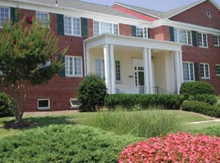 2400 Menokin Dr APT 102, Alexandria, VA 22302